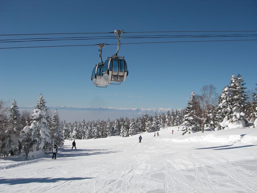 Shiga Kogen Hotel Shiga Sunvalley Яманучи Екстериор снимка